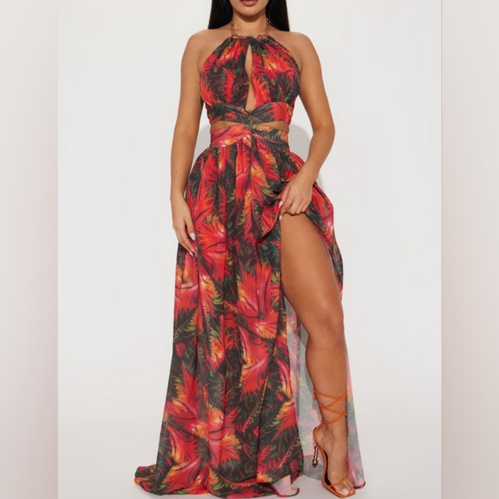 NWT Fashion Nova Red and Green Maxi Dress